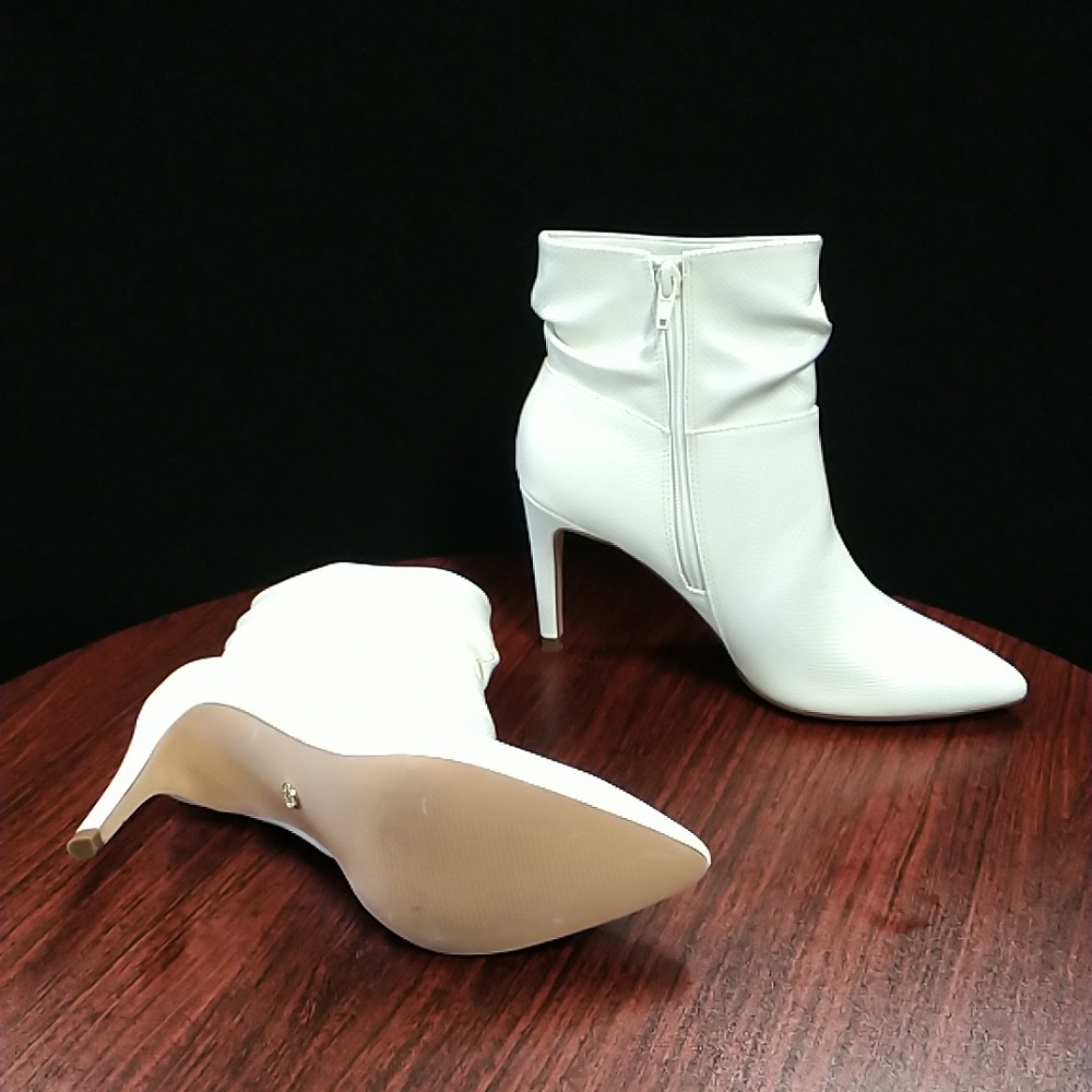 XOXO Taylor White High Heeled Ankle Booties - Size 6M